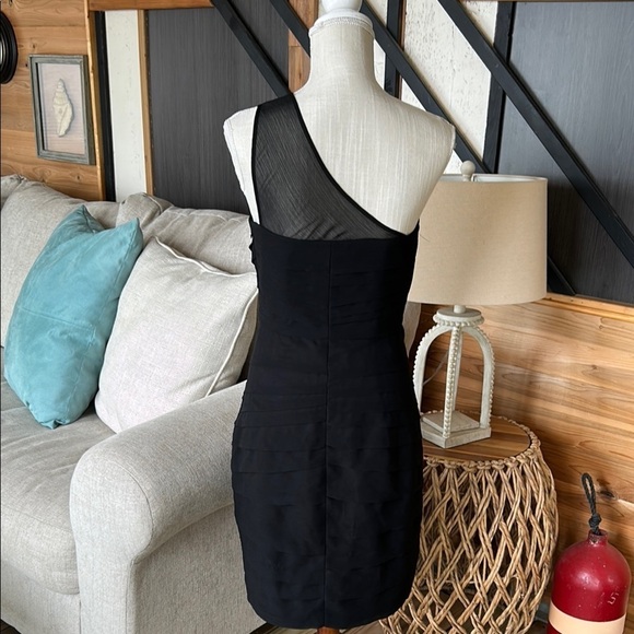 Max & Cleo Black Asymmetrical Ruched Cocktail Dress, black dress size 6 - Picture 10 of 12